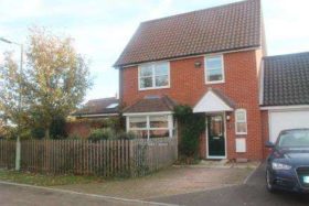 4 bedroom Detached f...